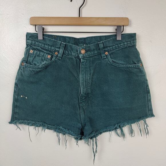 Vintage Levis 521 Shorts‎ Womens 31 Green High Rise Denim Cut Offs Frayed Hem - Picture 1 of 9